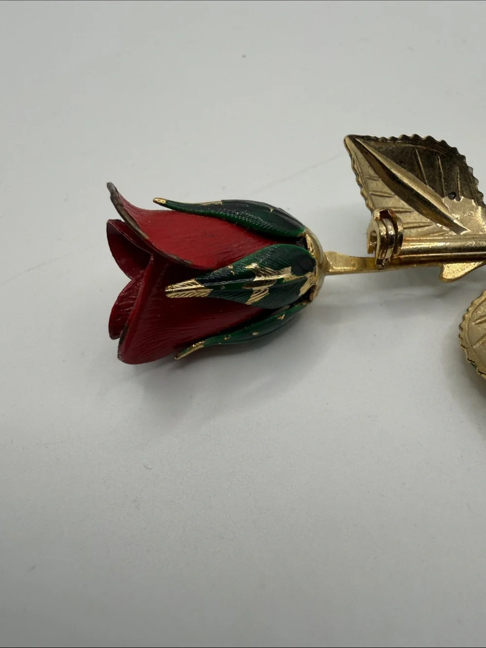 Vintage Style Red Rose Brooch Gold Tone Green Enamel Long Stem Floral Pin